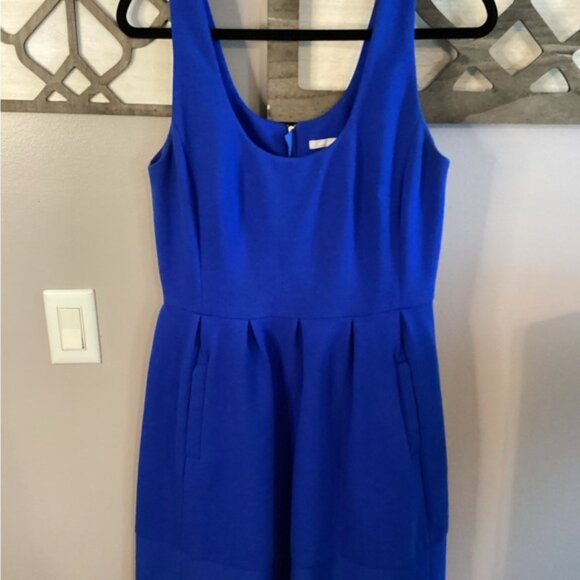 Banana Republic Dresses & Skirts - Banana Republic Royal Blue Midi Dress